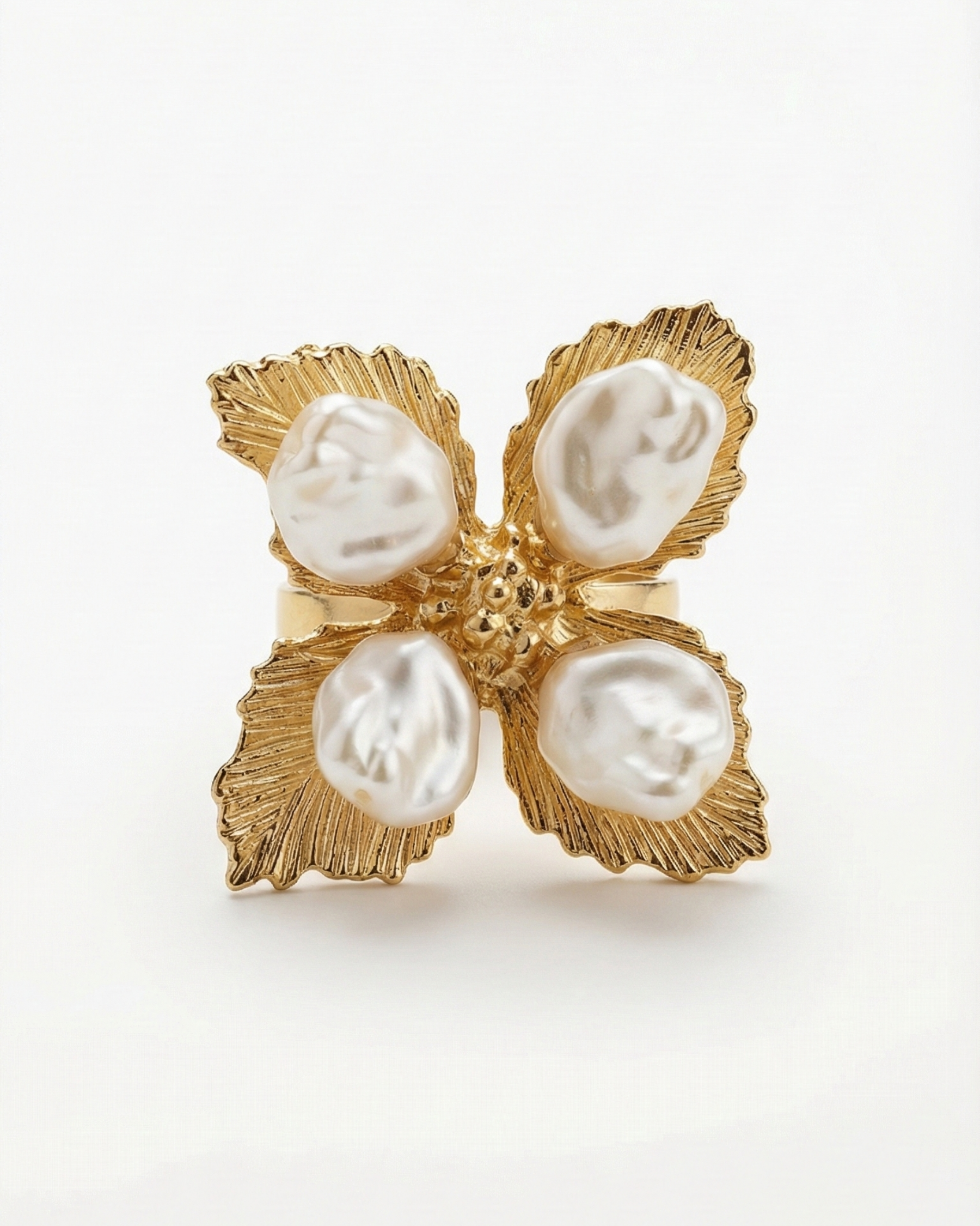 Petal Pearls Ring